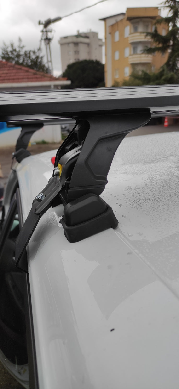 Renault Clio 4 Hatcback Ara Atkısı Tavan Taşıyıcı Sistemleri Paw Pro 4 Siyah